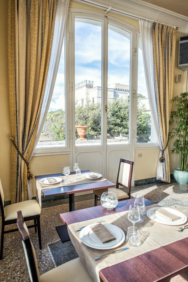 Villa Parisi Grand Hotel 卡斯蒂利翁切洛 外观 照片