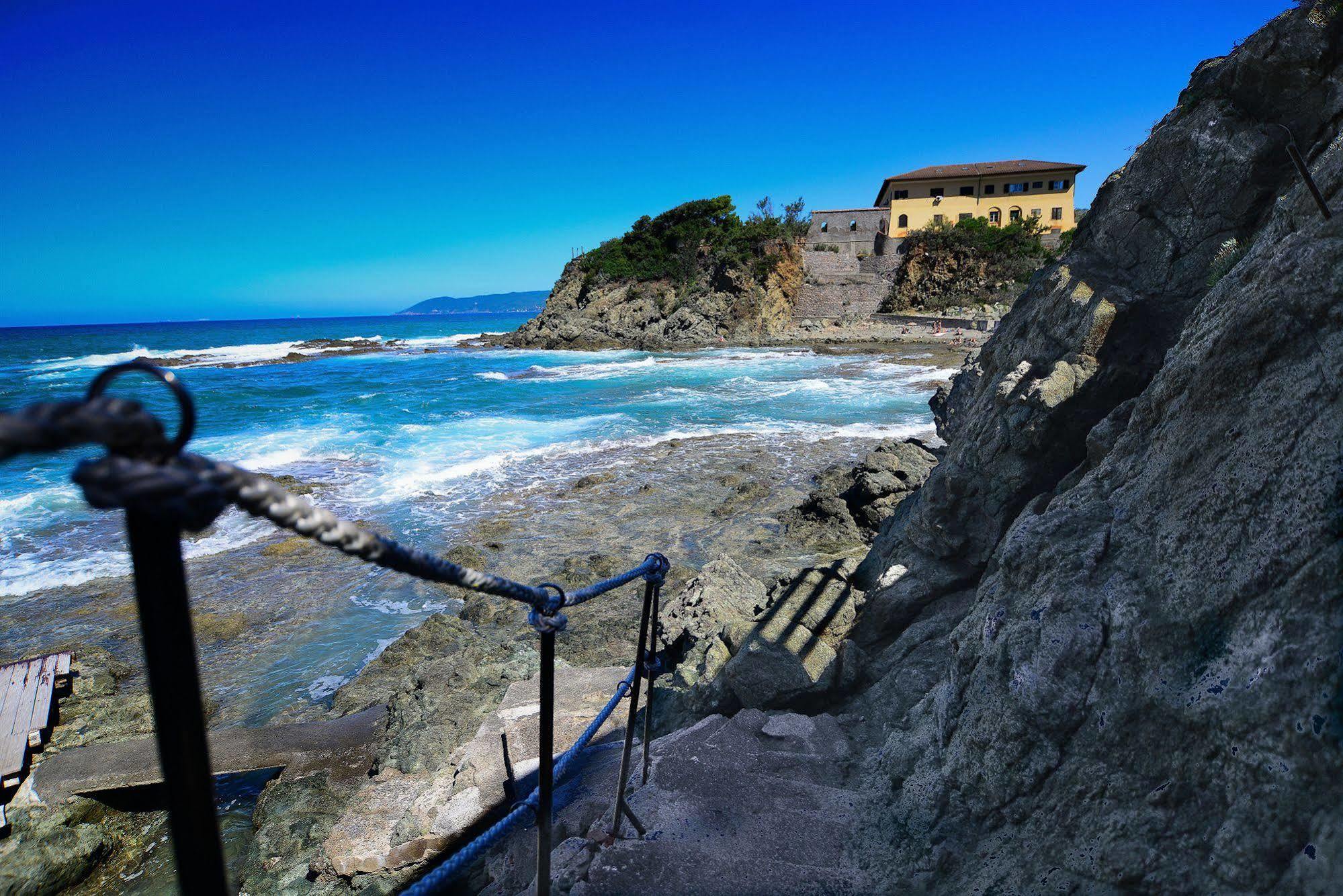 Villa Parisi Grand Hotel 卡斯蒂利翁切洛 外观 照片